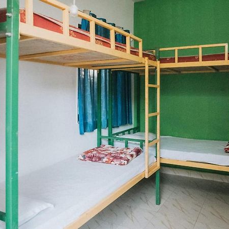Rasta Mansion Beach Hostel And Rooms Арамболь Экстерьер фото